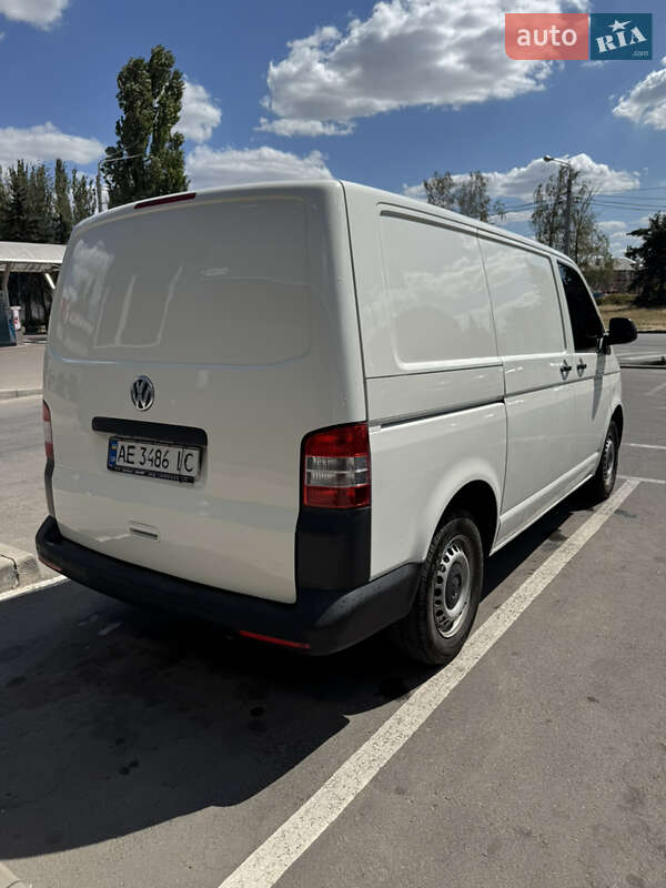 Грузовой фургон Volkswagen Transporter 2014 в Кривом Роге