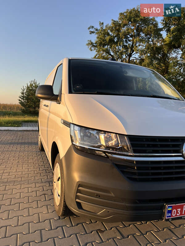 Грузовой фургон Volkswagen Transporter 2022 в Луцке