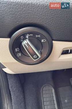 Минивэн Volkswagen Transporter 2016 в 