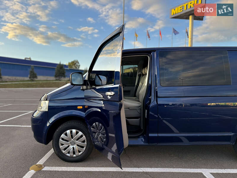 Минивэн Volkswagen Transporter 2005 в Виннице