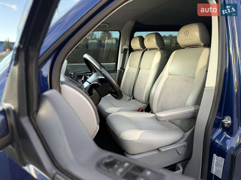 Минивэн Volkswagen Transporter 2005 в Виннице