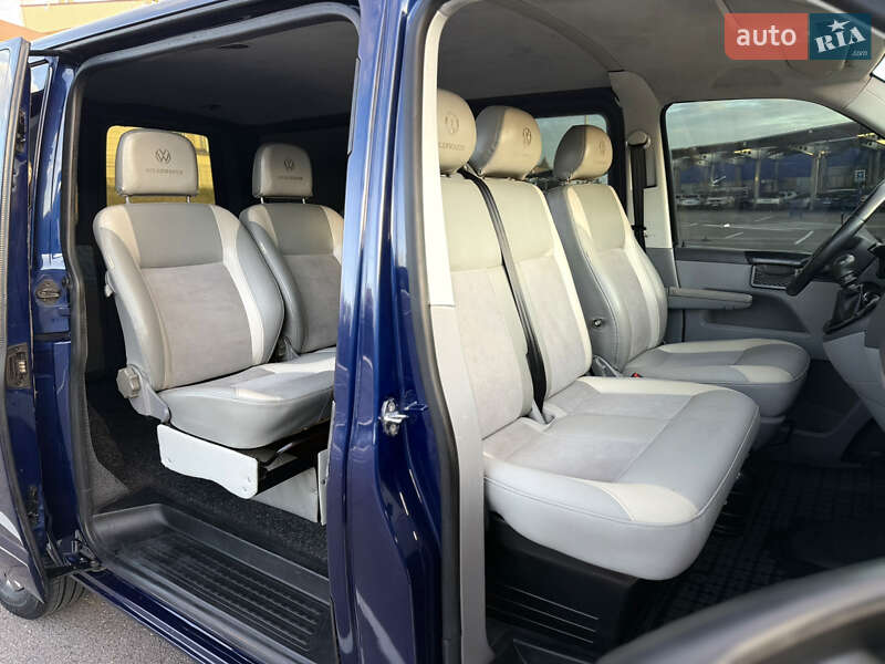 Минивэн Volkswagen Transporter 2005 в Виннице