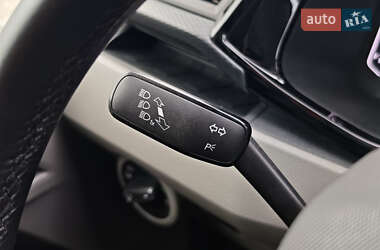 Грузовой фургон Volkswagen Transporter 2020 в 