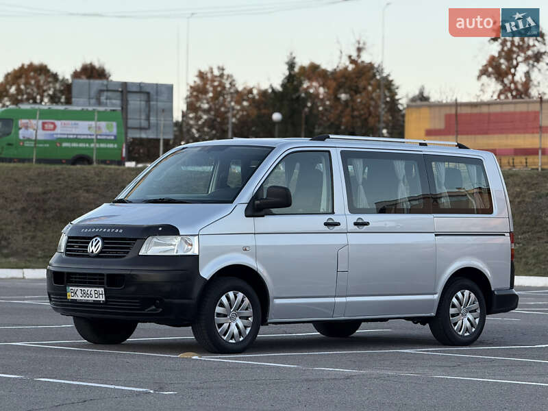 Минивэн Volkswagen Transporter 2008 в Виннице