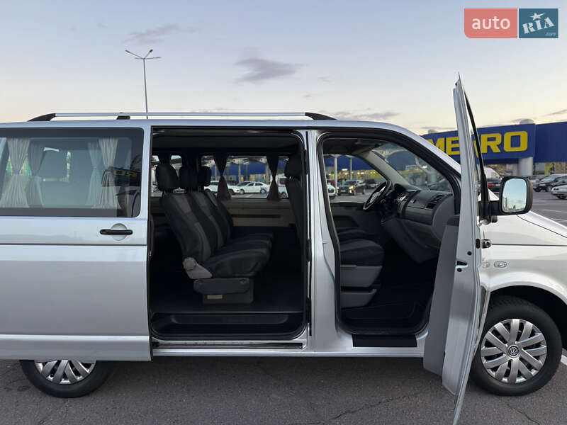 Минивэн Volkswagen Transporter 2008 в Виннице