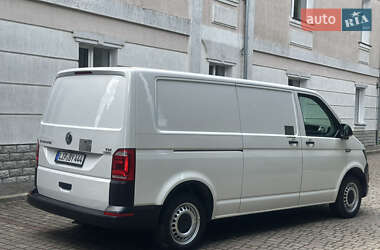 Грузовой фургон Volkswagen Transporter 2016 в 