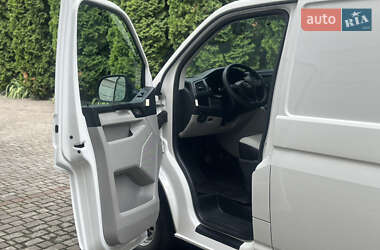 Грузовой фургон Volkswagen Transporter 2016 в 