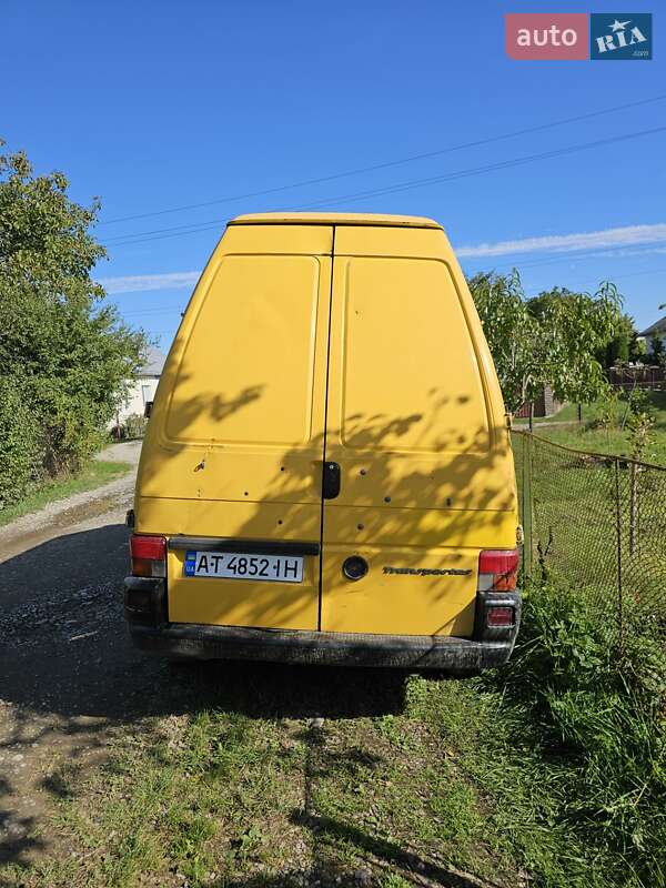 Минивэн Volkswagen Transporter 1997 в Кутах