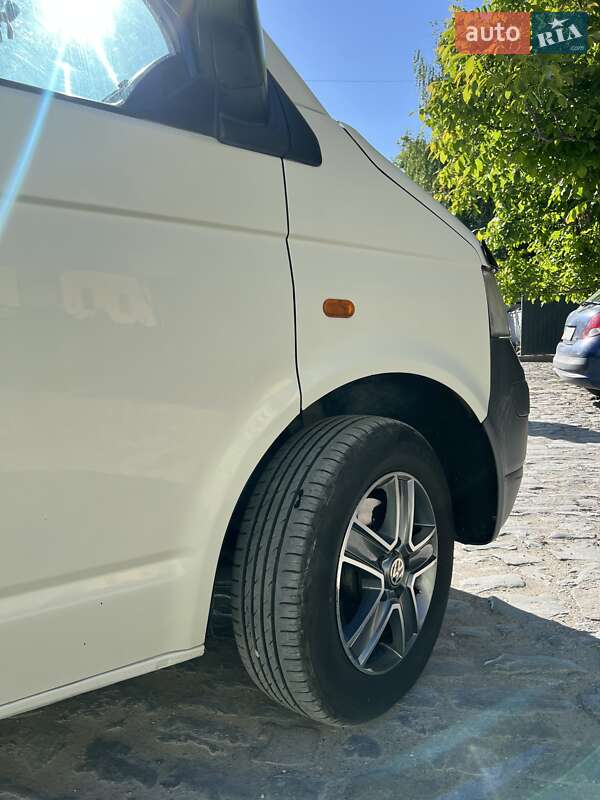 Минивэн Volkswagen Transporter 2007 в Каменец-Подольском