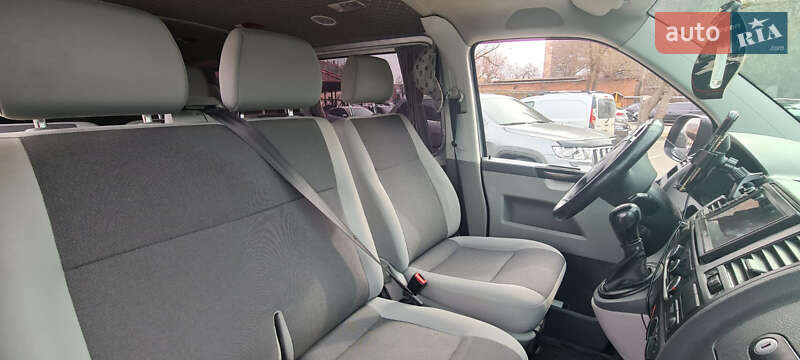 Минивэн Volkswagen Transporter 2014 в Николаеве