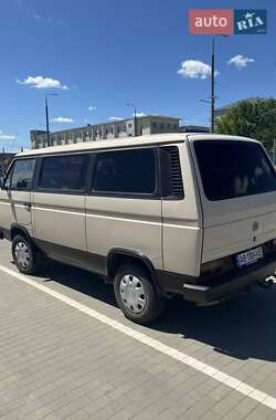 Грузопассажирский фургон Volkswagen Transporter 1986 в 
