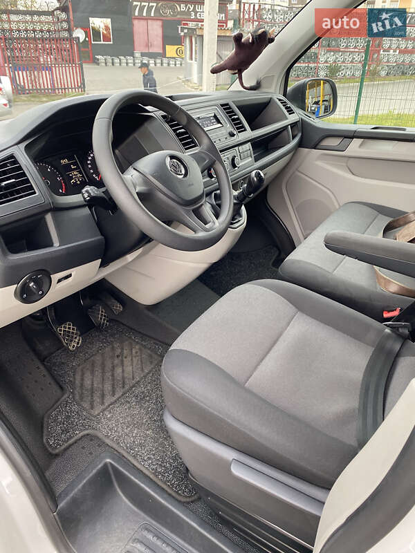Минивэн Volkswagen Transporter 2018 в Хмельницком