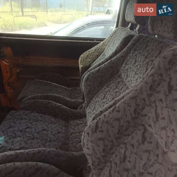 Минивэн Volkswagen Transporter 1997 в Киеве