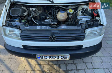 Минивэн Volkswagen Transporter 2002 в 