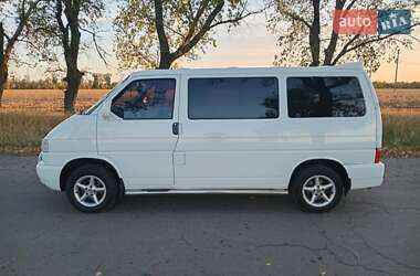 Минивэн Volkswagen Transporter 2000 в 