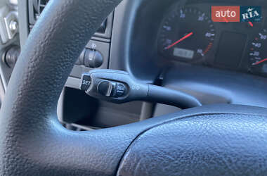 Минивэн Volkswagen Transporter 2002 в 