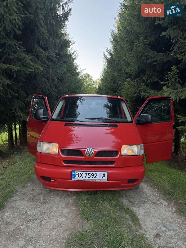 Минивэн Volkswagen Transporter 2001 в Косове