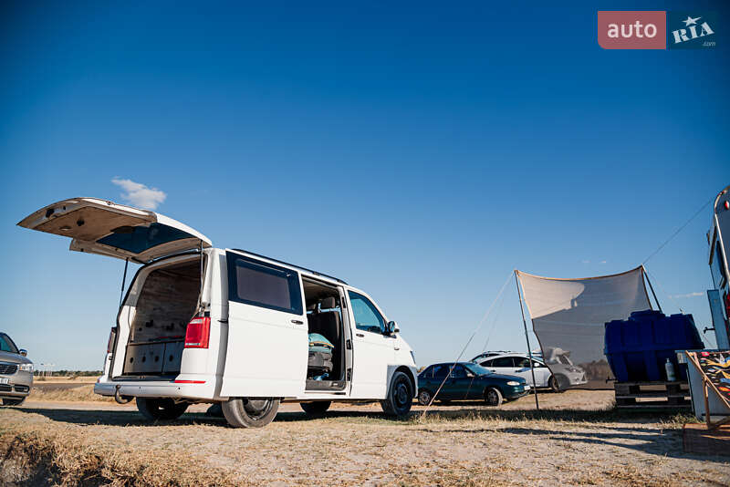 Минивэн Volkswagen Transporter 2016 в Николаеве