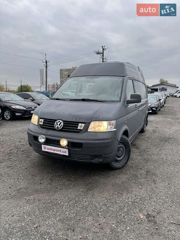 Минивэн Volkswagen Transporter 2006 в 