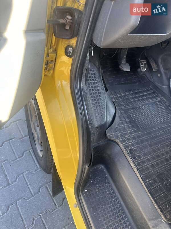 Грузовой фургон Volkswagen Transporter 1998 в Белогорье