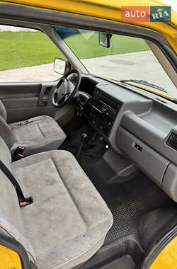 Минивэн Volkswagen Transporter 1998 в 