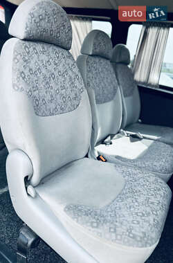 Минивэн Volkswagen Transporter 2005 в 