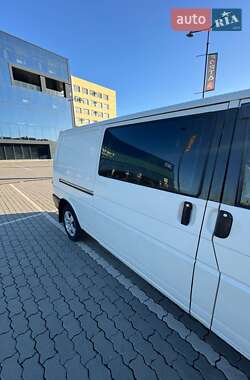 Грузопассажирский фургон Volkswagen Transporter 2002 в 
