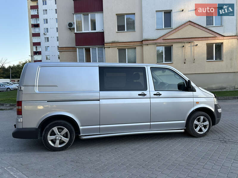 Мінівен Volkswagen Transporter 2005 в 