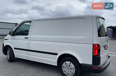 Грузовой фургон Volkswagen Transporter 2021 в 