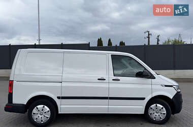Грузовой фургон Volkswagen Transporter 2021 в 