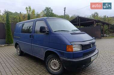 Минивэн Volkswagen Transporter 2000 в 