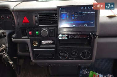 Минивэн Volkswagen Transporter 2000 в 