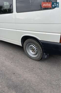 Минивэн Volkswagen Transporter 2002 в 