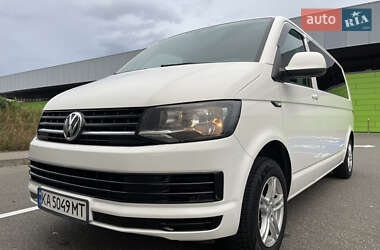 Минивэн Volkswagen Transporter 2016 в 