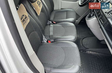Минивэн Volkswagen Transporter 2016 в 
