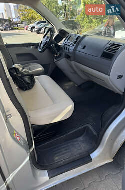 Мінівен Volkswagen Transporter 2009 в 