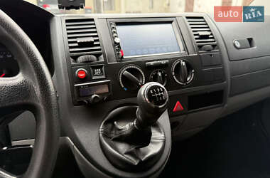 Минивэн Volkswagen Transporter 2009 в 