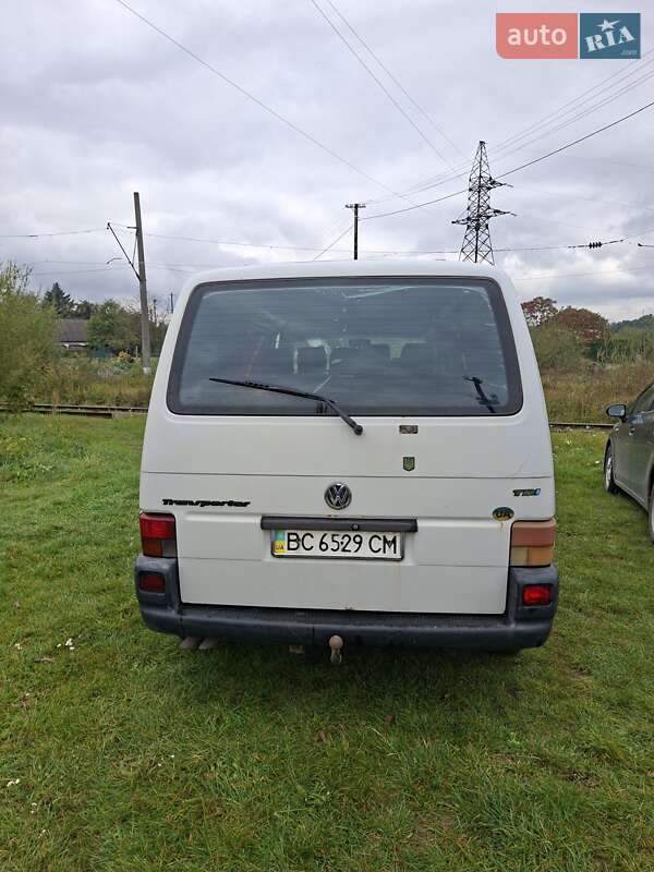 Минивэн Volkswagen Transporter 2001 в Мостиске