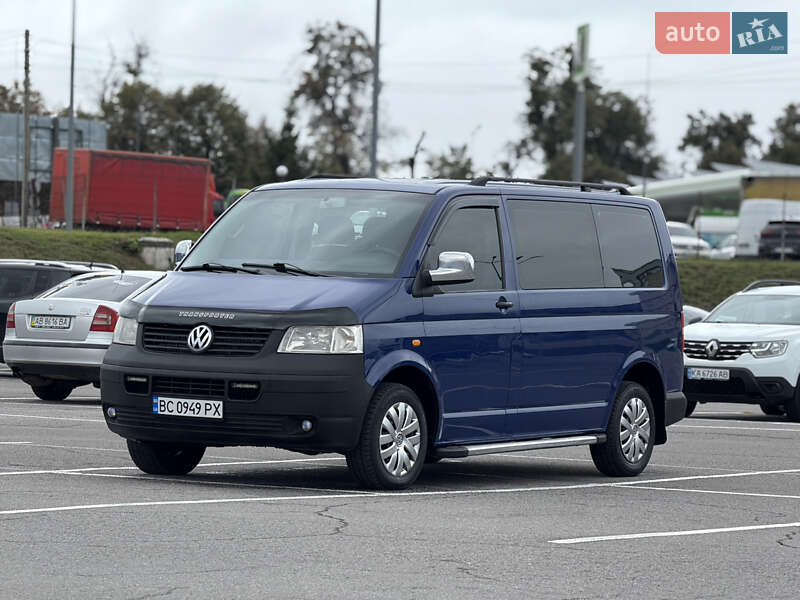 Минивэн Volkswagen Transporter 2003 в 