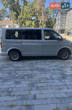 Минивэн Volkswagen Transporter 2012 в 