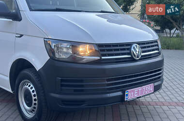 Вантажний фургон Volkswagen Transporter 2017 в 