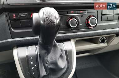 Грузовой фургон Volkswagen Transporter 2019 в 