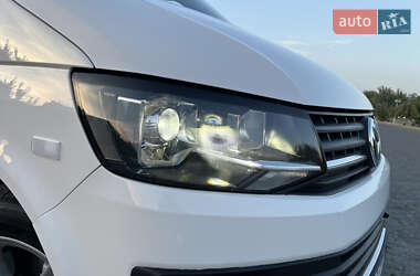 Минивэн Volkswagen Transporter 2016 в 