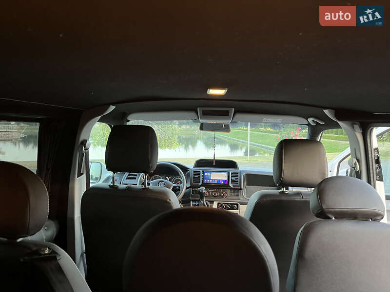 Минивэн Volkswagen Transporter 2016 в Львове