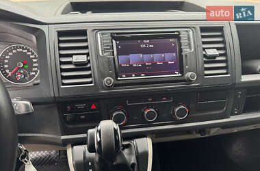 Минивэн Volkswagen Transporter 2019 в 
