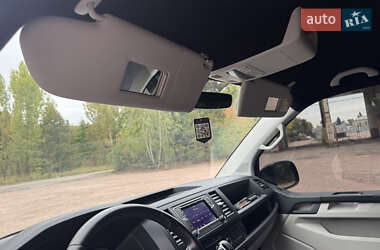 Минивэн Volkswagen Transporter 2019 в 
