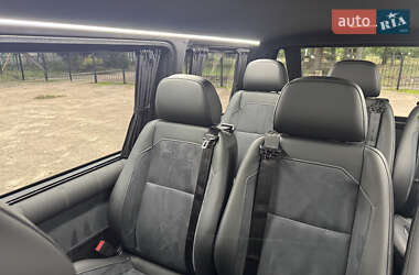 Минивэн Volkswagen Transporter 2019 в 