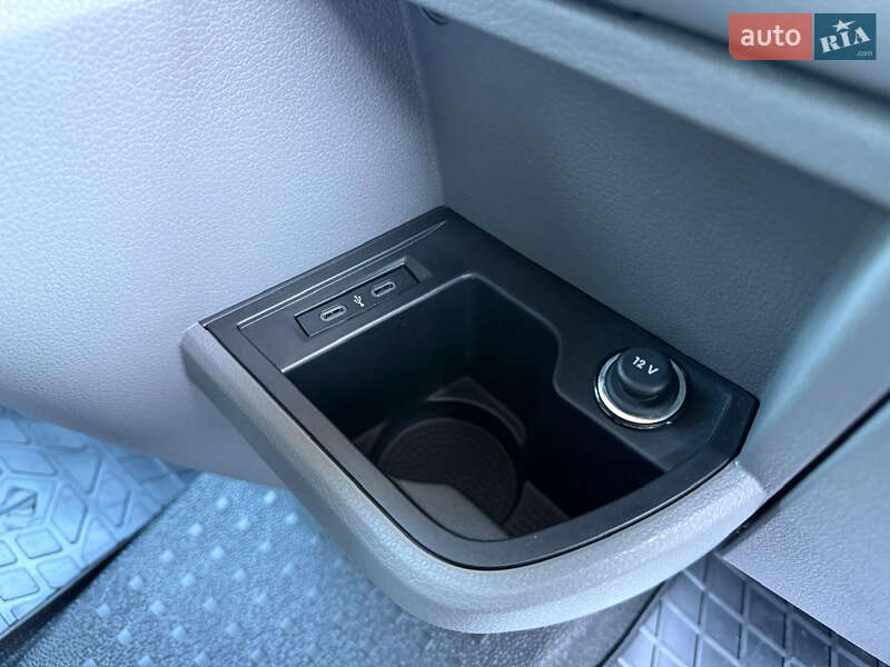 Грузовой фургон Volkswagen Transporter 2021 в Броварах