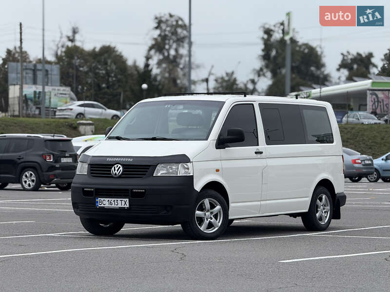 Минивэн Volkswagen Transporter 2004 в 