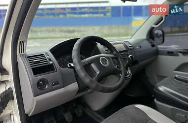 Минивэн Volkswagen Transporter 2004 в 